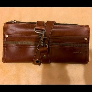Matt&Nat Brown Vegan Leather Clutch